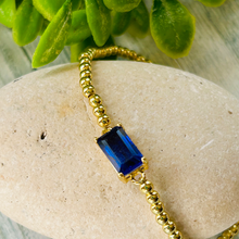 Load image into Gallery viewer, Semi Precious Stone Gold Bracelet