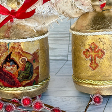 Load image into Gallery viewer, Antique Gold Christmas Bell