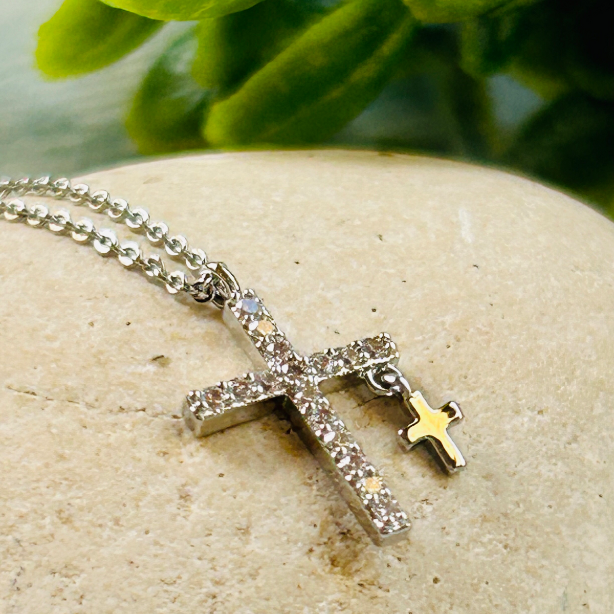 Petite Double Cross Necklace - YIAYIASMARKET