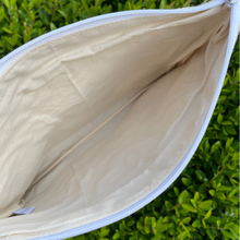 Load image into Gallery viewer, Jute Clutch