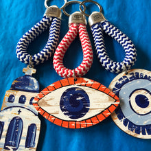 Load image into Gallery viewer, Wooden Keychains