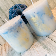 Load image into Gallery viewer, Marbled Greek Candle