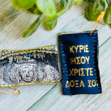 Load image into Gallery viewer, Filakto Icon Pins