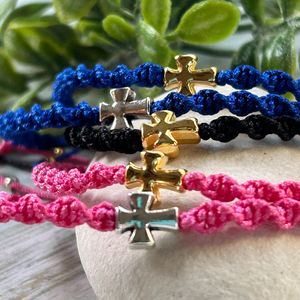 Children’s Macrame Cross Bracelet