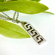 Load image into Gallery viewer, Meander Necklace
