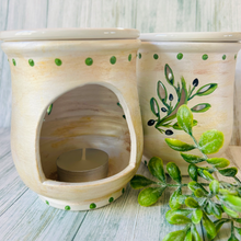Load image into Gallery viewer, Olive Motif  Tea Light Wax Melter
